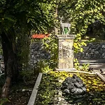 Hotel Forest Park