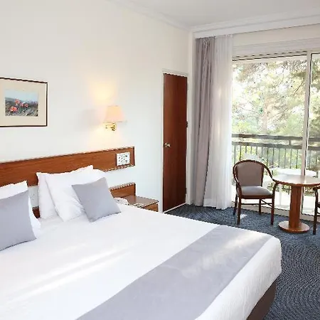 Forest Park فندق 4*