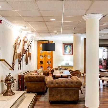 Hotel Forest Park 4*