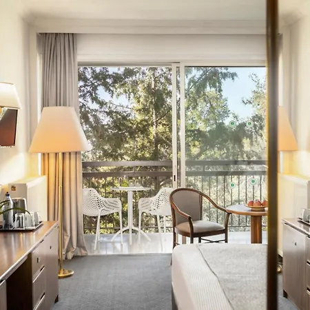 Forest Park Hotell 4*