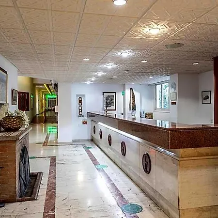 Hotel Forest Park