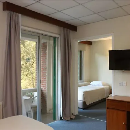 Hotel Forest Park