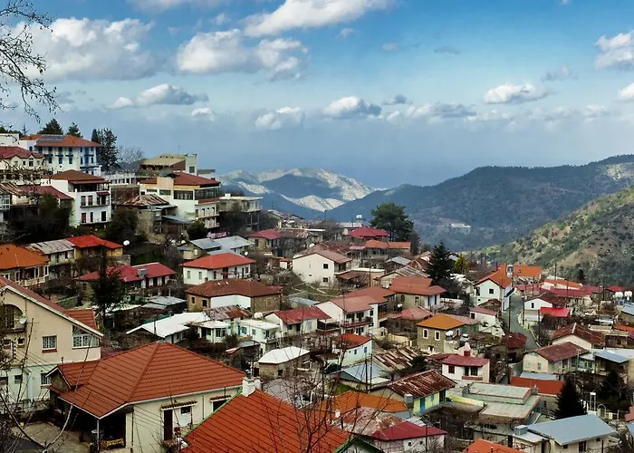 Forest Park Ξενοδοχείο 4*