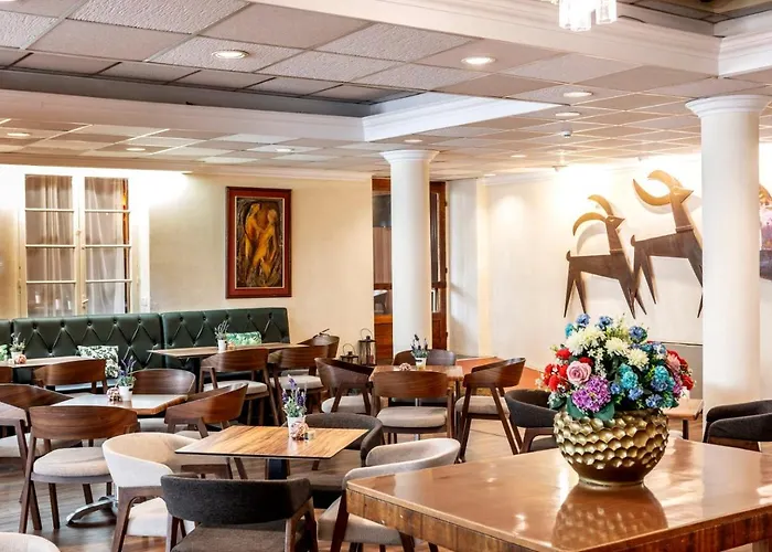 Forest Park Hotell Platres