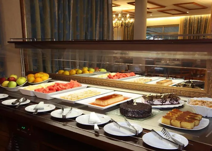 Forest Park Hotell 4*