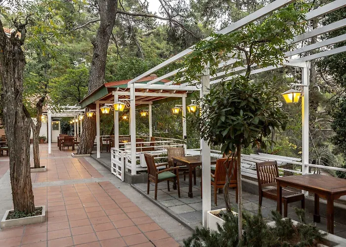 Forest Park Ξενοδοχείο 4*