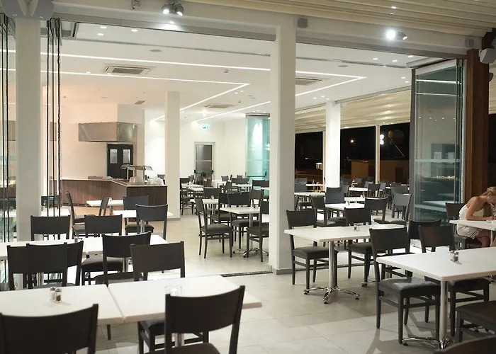 Forest Park 4* Plátres